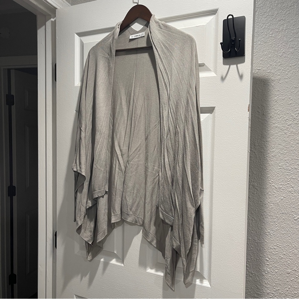 Zara knit Elegant Gray taupe Women's Sweater M